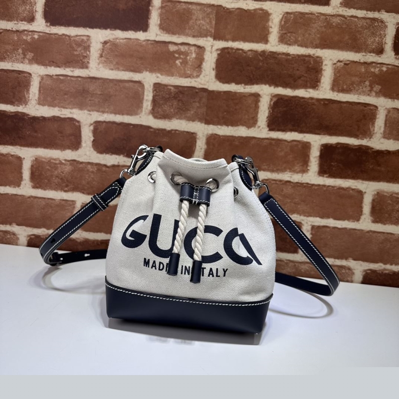G*u*i bucket bags